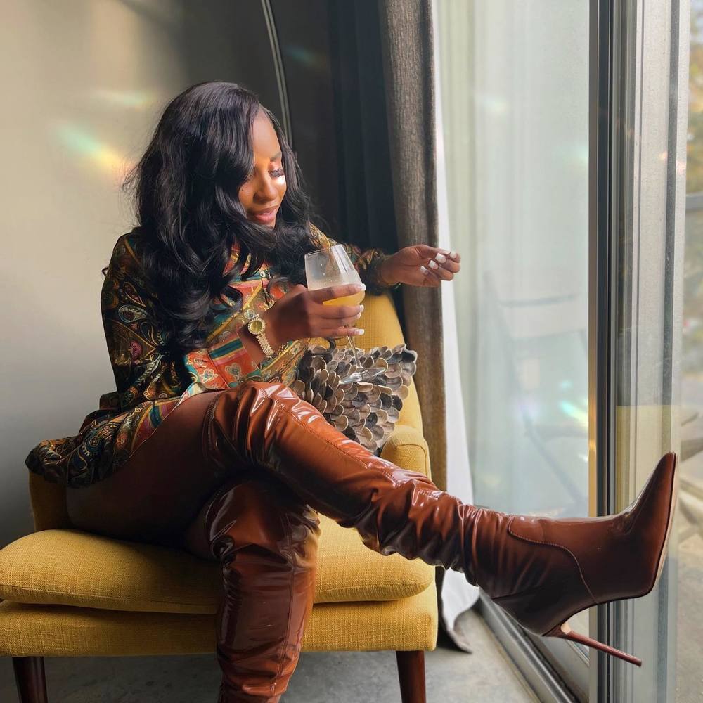 Meet your Posher, Tiuana